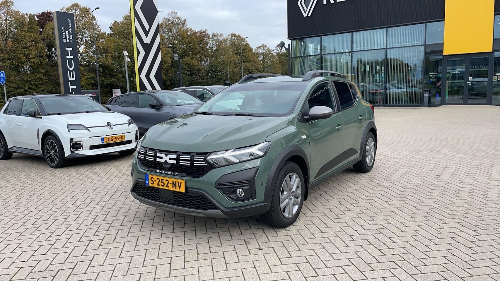 Dacia Sandero Stepway - 1.0 TCe 90 Expression | Automaat - AutoWereld.nl