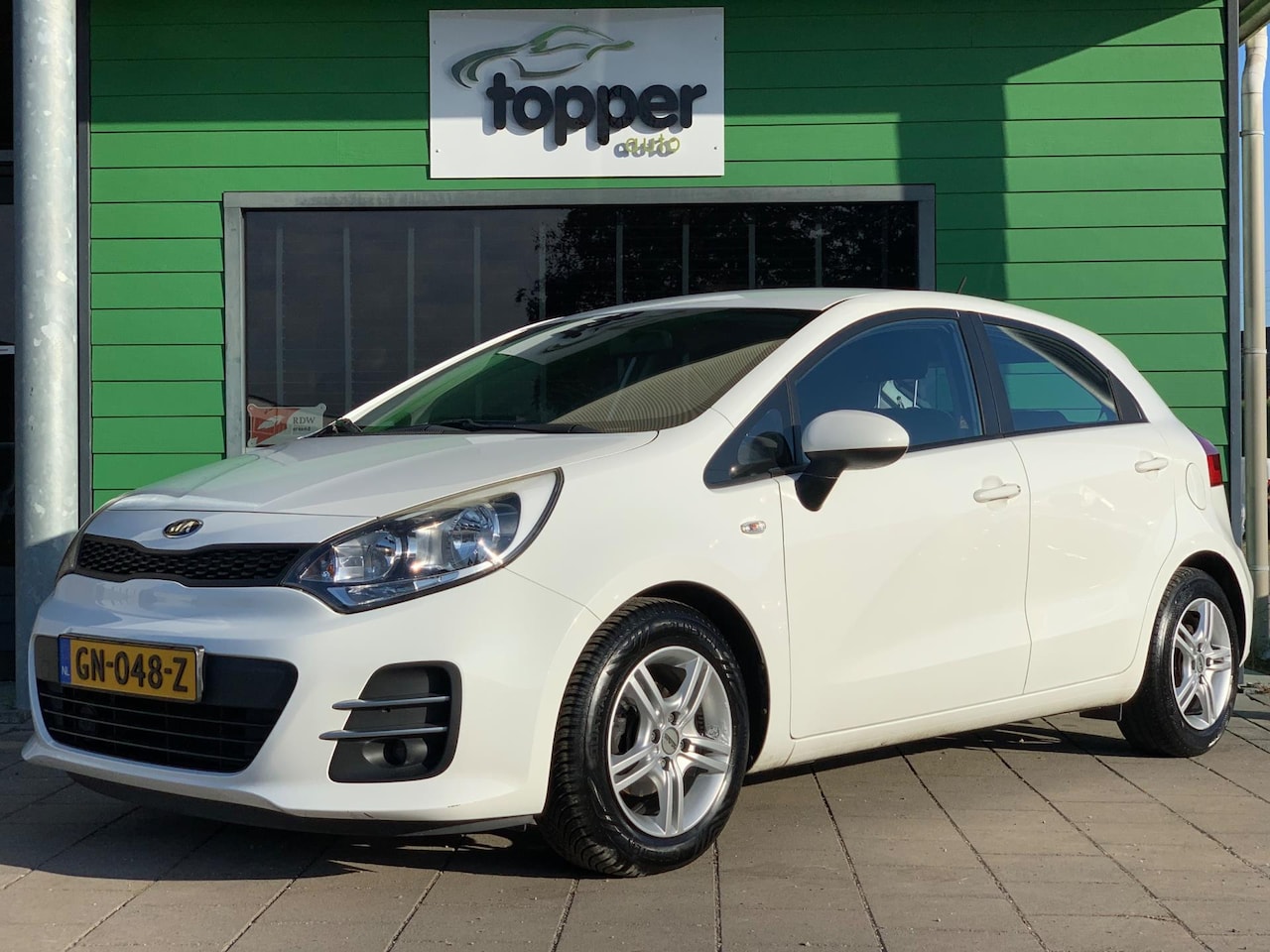 Kia Rio - 1.2 CVVT ComfortLine | Cruise Control | Elekt.Ramen | Trekhaak | Airco | - AutoWereld.nl