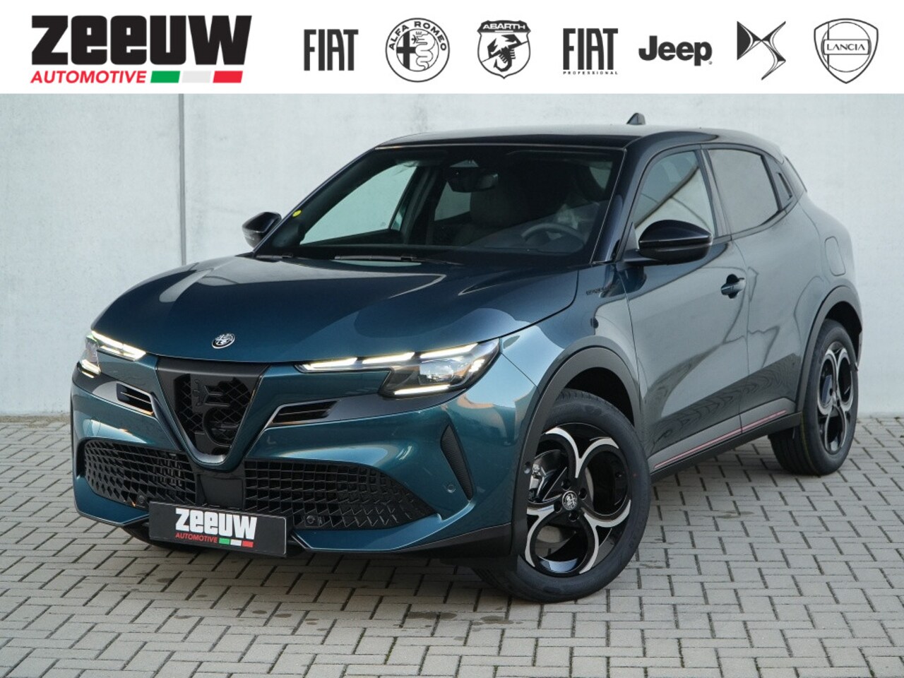 Alfa Romeo Junior - 1.2 Turbo 136 PK Ibrida Speciale | Techno | Direct Leverbaar - AutoWereld.nl