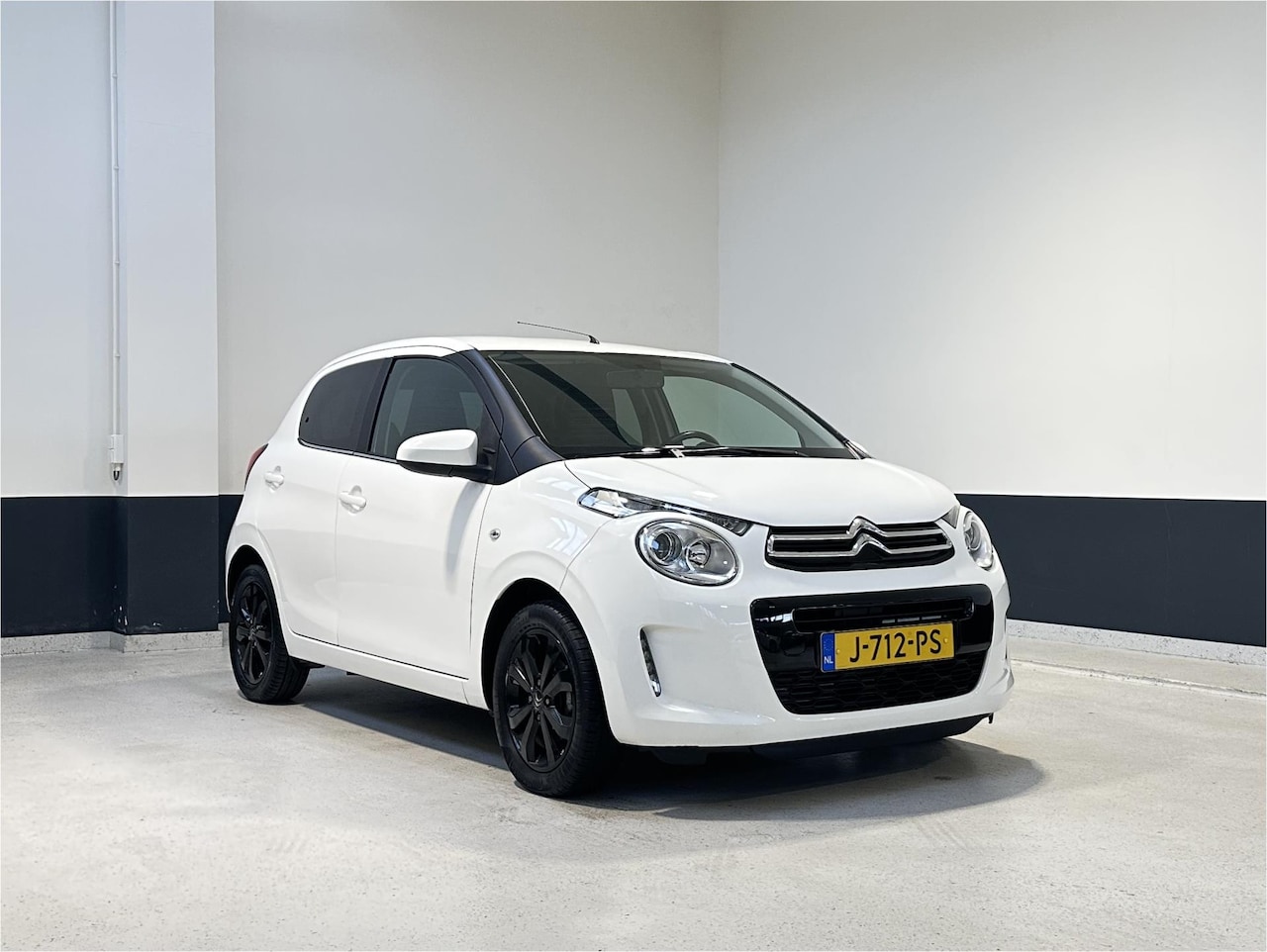 Citroën C1 - 1.0 VTi Shine| Apple Carplay/ Android Auto | Camera | LM velgen | NL | 1 Eig | - AutoWereld.nl