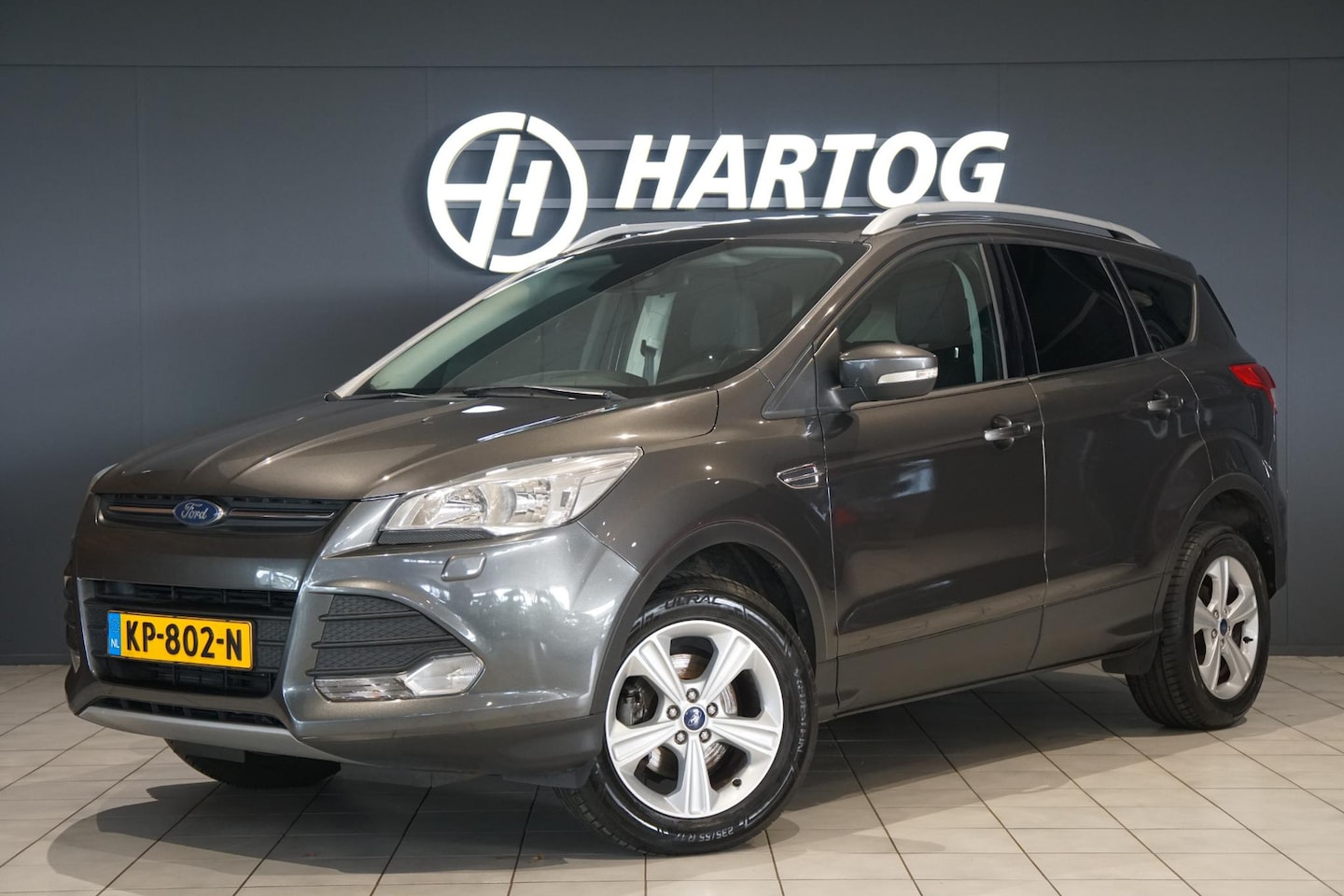 Ford Kuga - 1.5 Trend + WINTERPAKKET / NAVIGATIE / PDC - AutoWereld.nl