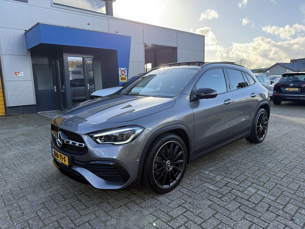 Mercedes-Benz GLA-Klasse - 200 AMG 163PK Automaat•Pano•Burmester - AutoWereld.nl