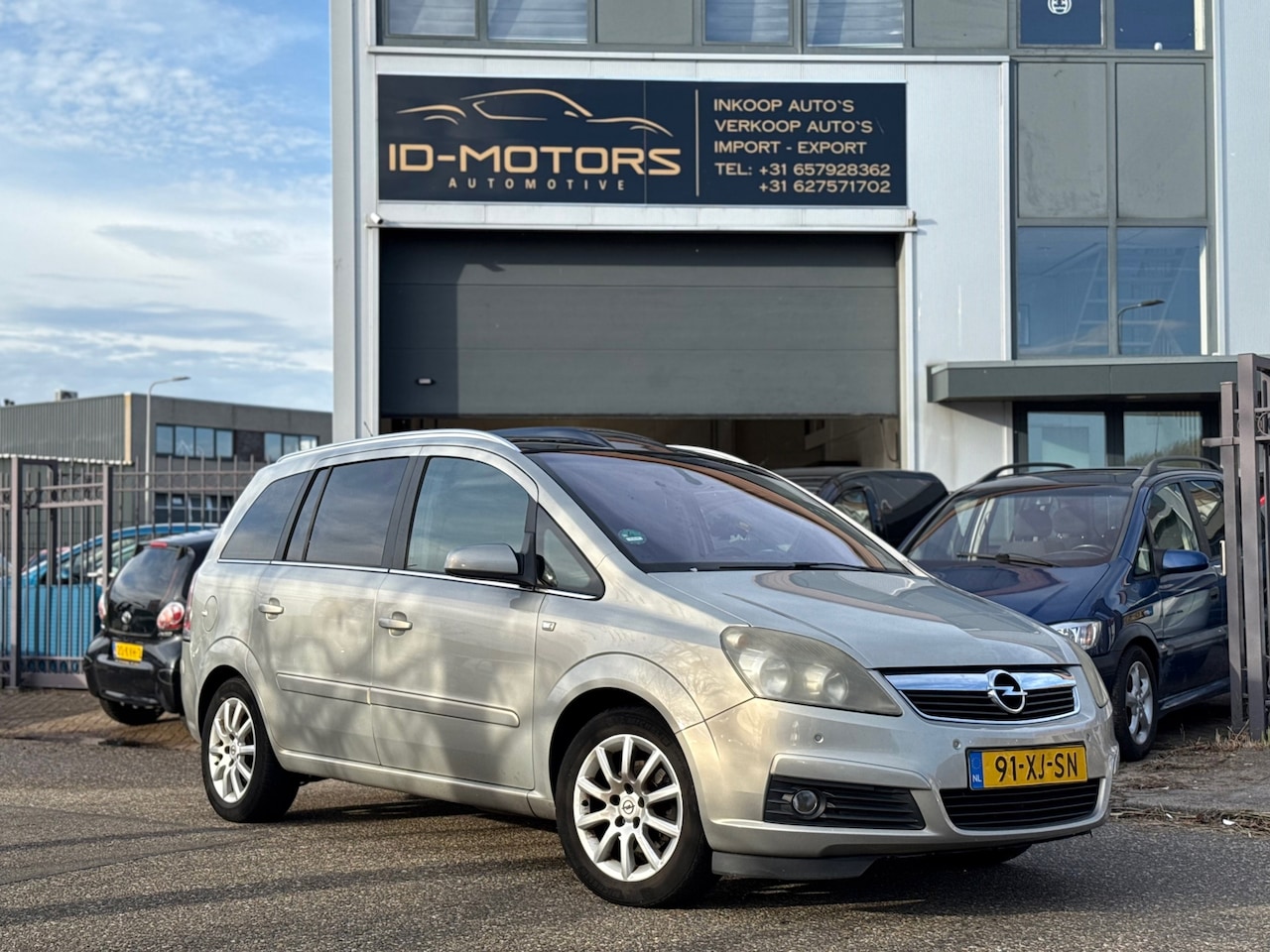 Opel Zafira - 1.8 Executive nap pano automaat 7 persoons - AutoWereld.nl