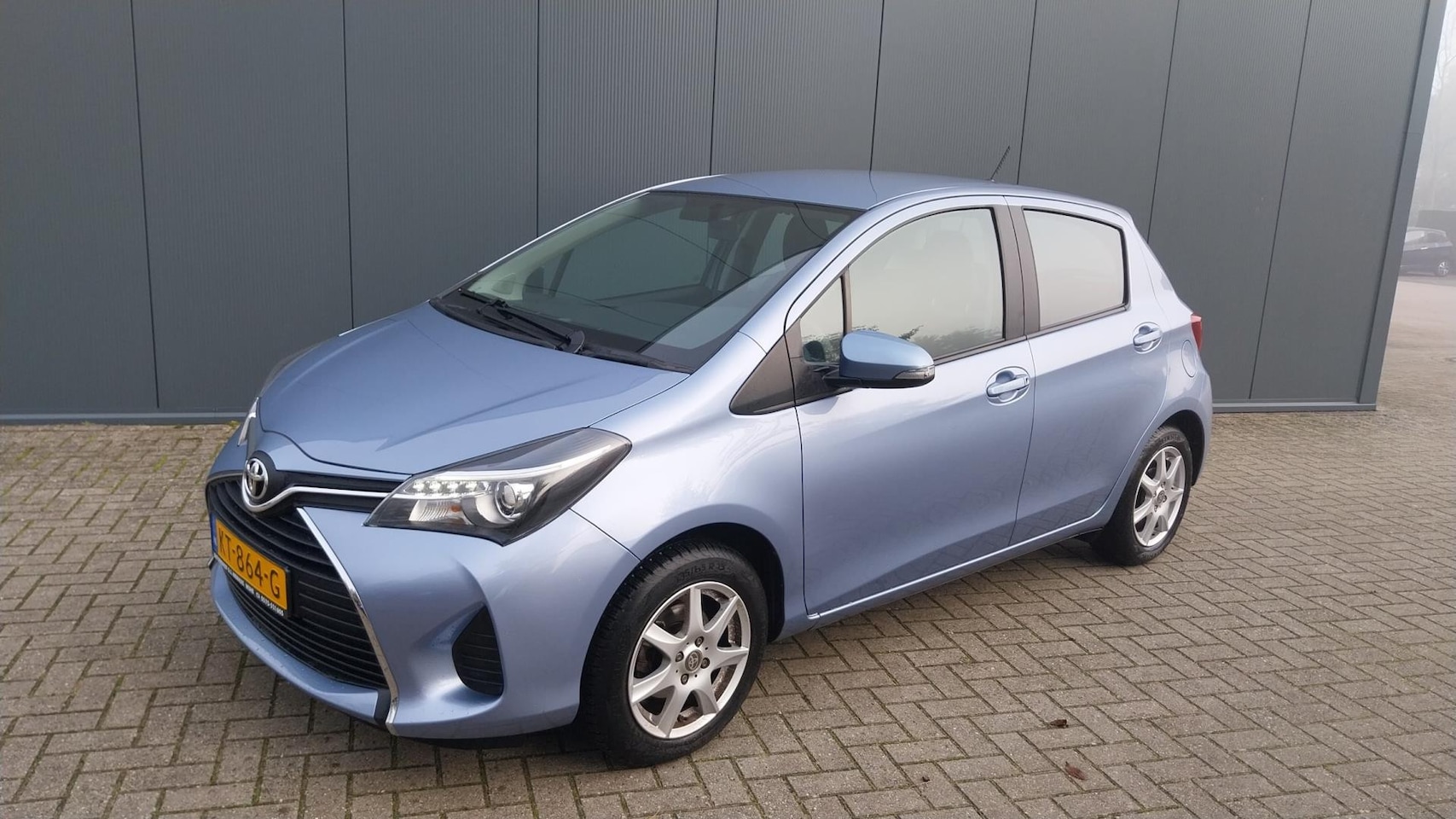 Toyota Yaris - 1.3 VVT-i Aspiration//CAMERA //1E EIG //16000 KM - AutoWereld.nl