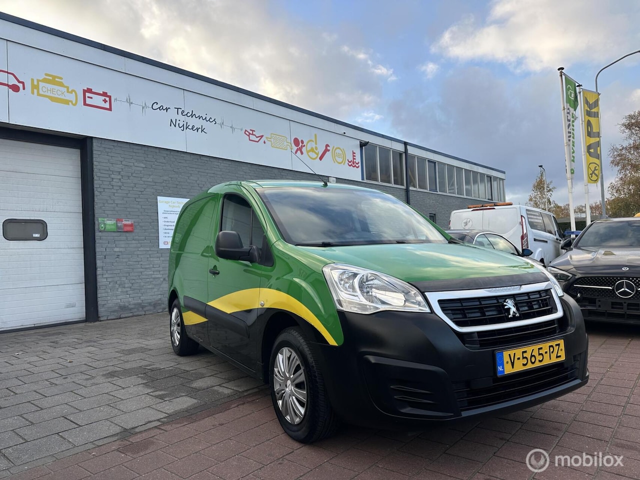 Peugeot Partner - bestel 120 1.6 BlueHDi 75 L1 Premium Pack - AutoWereld.nl