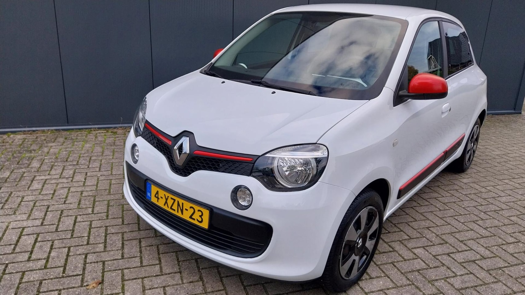 Renault Twingo - 1.0 SCe Expression 1.0 SCe Expression - AutoWereld.nl