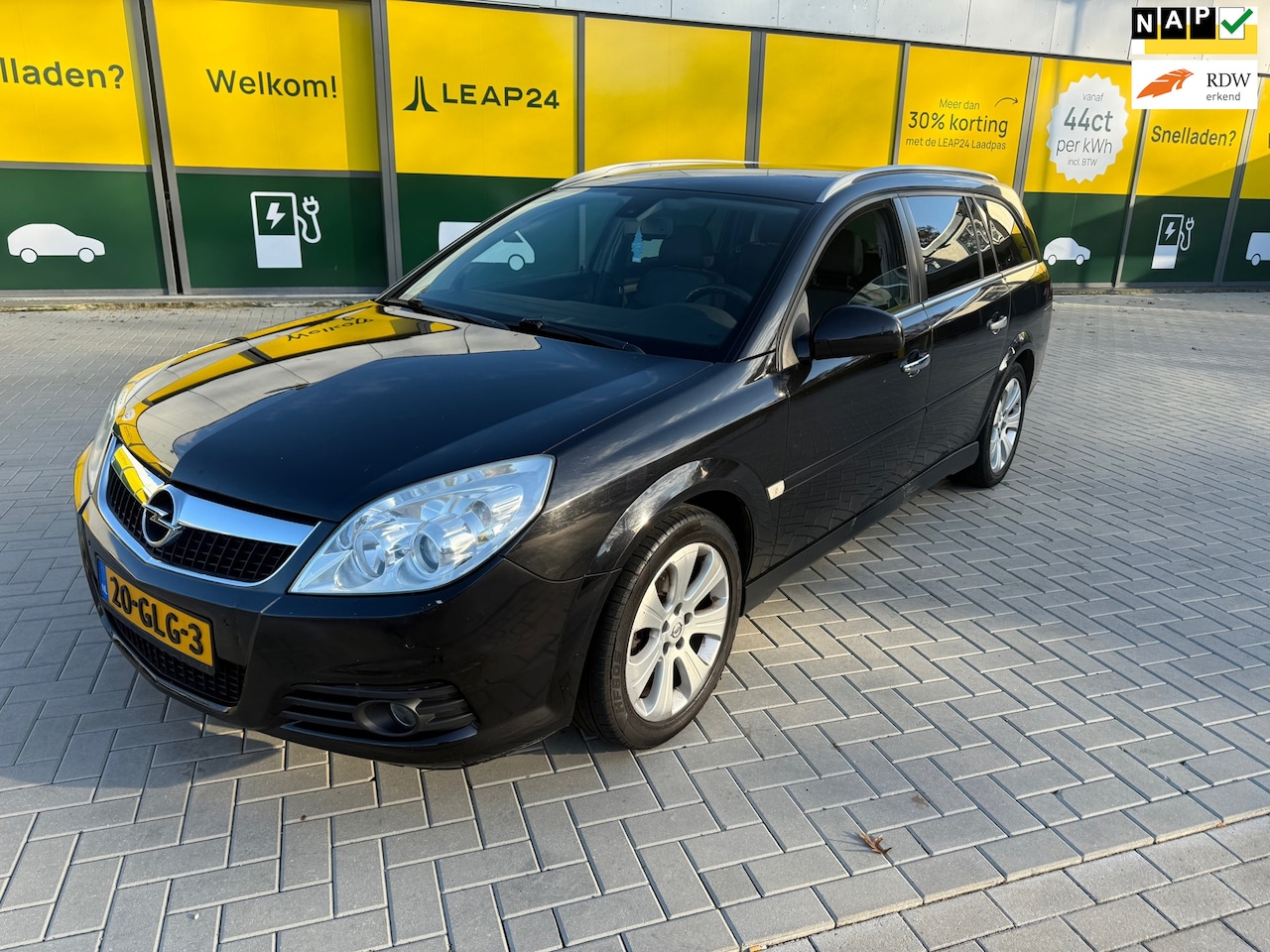 Opel Vectra Wagon - 1.8-16V Executive *LEER* - AutoWereld.nl