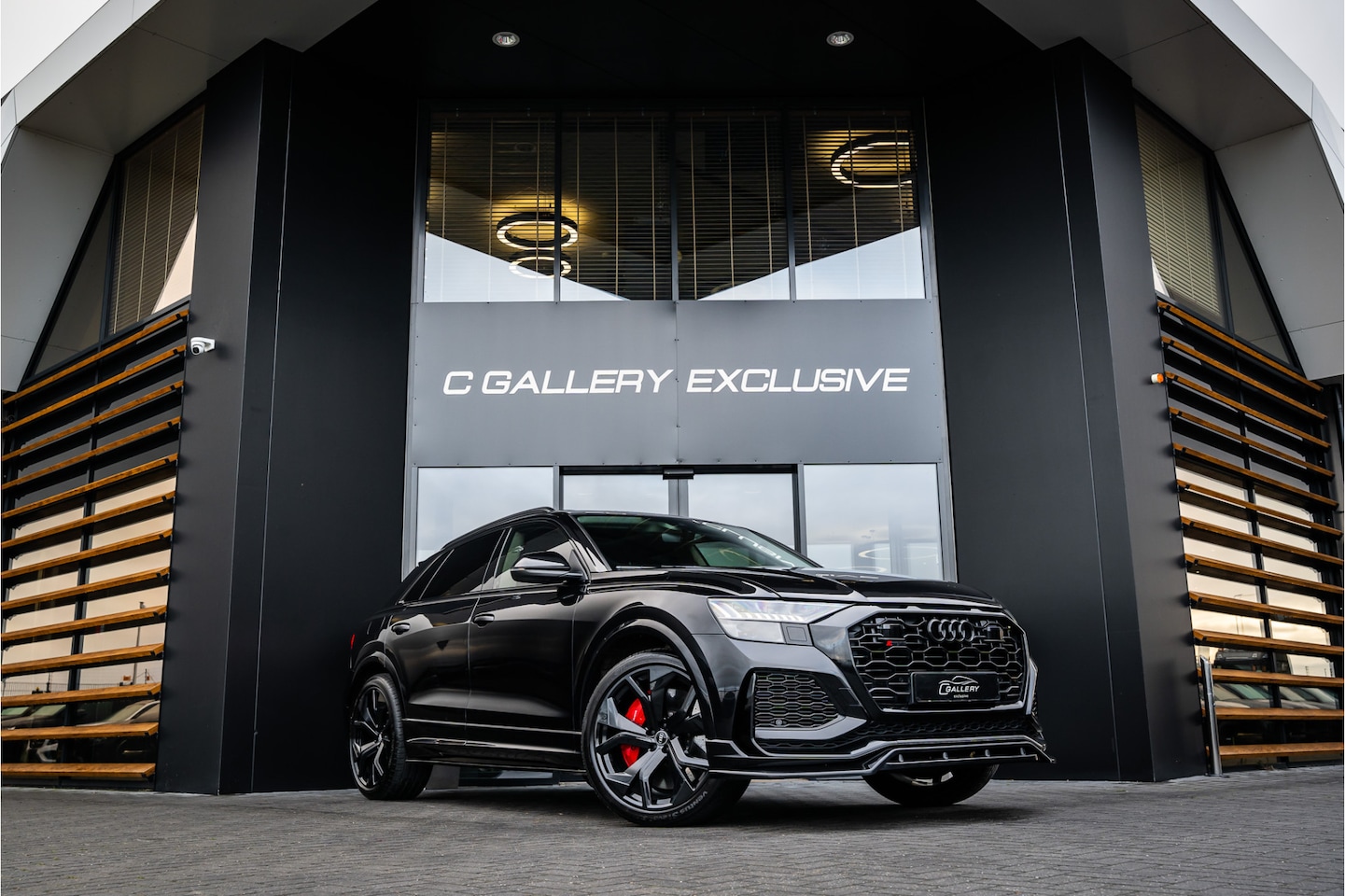 Audi RSQ8 - 4.0 TFSI quattro - RS Dynamic Plus | Ceramic | B&O | Stoelkoeling | Massage - AutoWereld.nl
