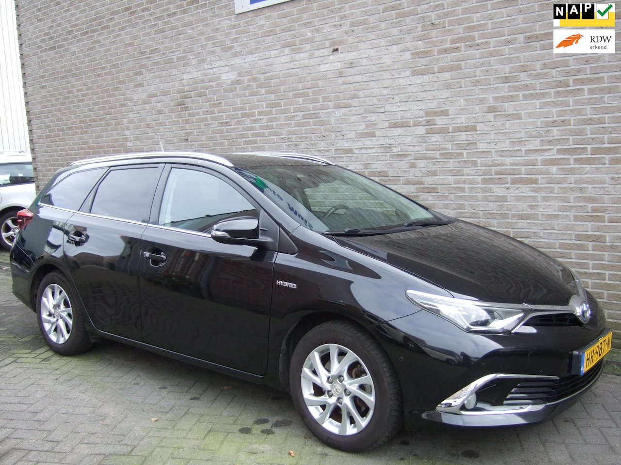 Toyota Auris Touring Sports - 1.8 Hybrid Lease pro - Stoelverwarming - Panoramadak - - AutoWereld.nl