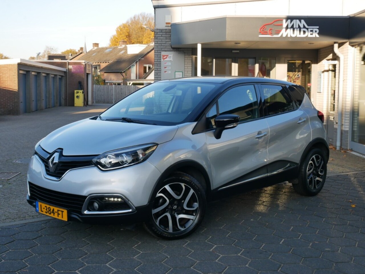 Renault Captur - 1.2 TCE DYNAMIQUE   **Clima//Navi//Lm//Th ** - AutoWereld.nl