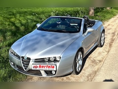 Alfa Romeo Spider - 2.2 JTS leder NAVI Airco elektr dak 18 inch velgen