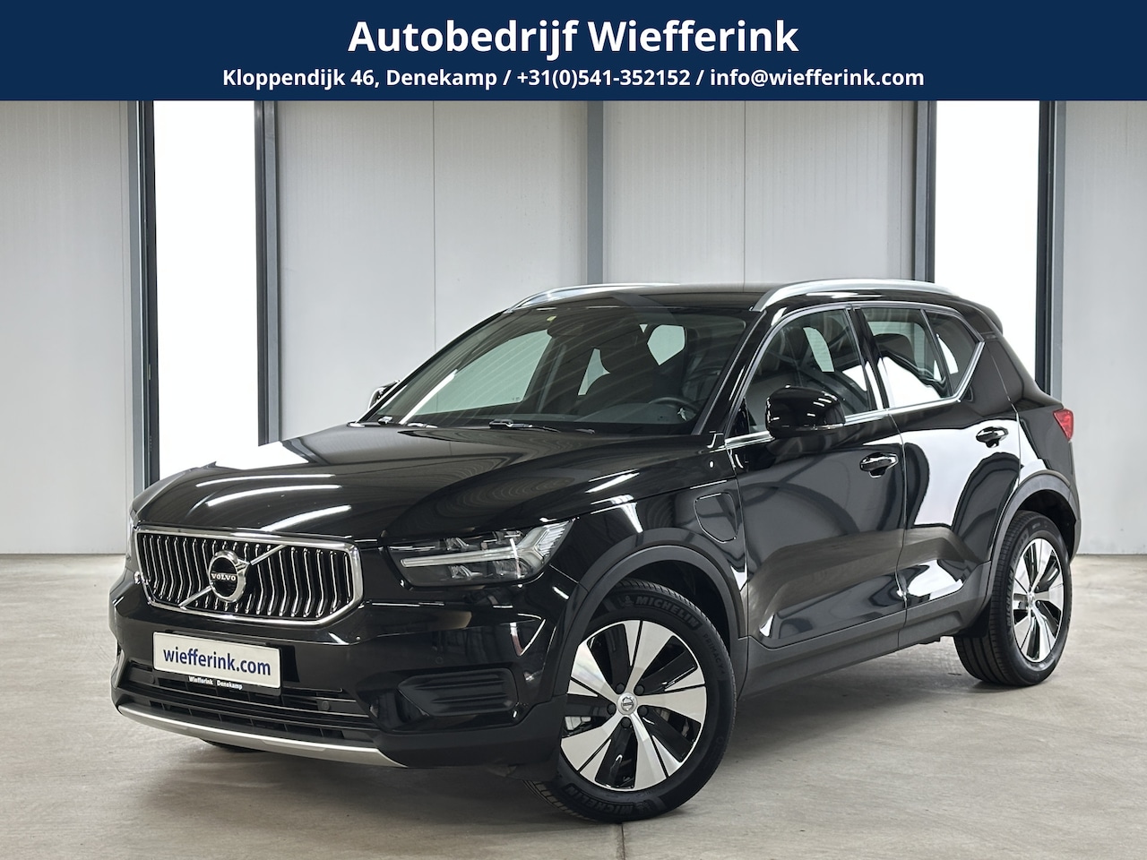 Volvo XC40 - 1.5 T4 Recharge Inscription Expression | Apple Carplay/Android Auto | El. achterklep | key - AutoWereld.nl