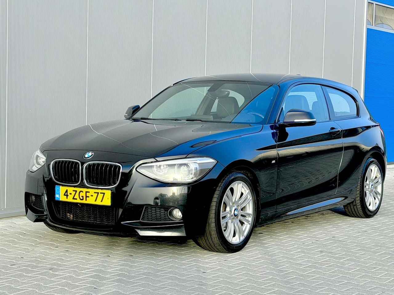 BMW 1-serie - 116i M Pakket | Xenon | Navi | Leer | Vol opties - AutoWereld.nl