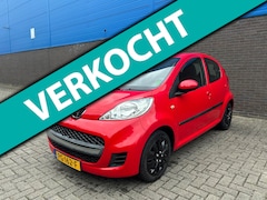 Peugeot 107 - 1.0-12V XS | 5-deurs | Airco | Isofix | 4S Banden | Centrale Vergrendeling | Mistlampen |