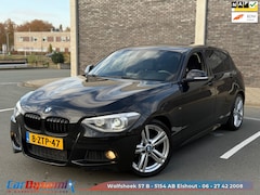 BMW 1-serie - 116i Executive | M-Pakket | Sportstoelen | LMV | Zwart Hemel | Keyless | Net exemplaar