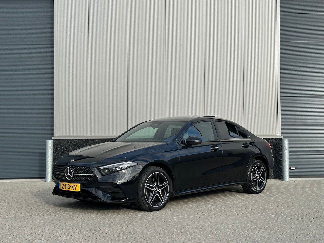 Mercedes-Benz A-klasse - 250 e AMG Line Mercedes-Benz A 250 e Limousine Business Solution AMG | Panoramadak | Stoelverwarming | Me - AutoWereld.nl