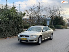 Audi A8 - 3.7 quattro
