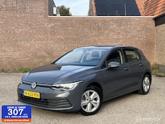 Volkswagen Golf - 1.0 eTSI Life | CarPlay | Rijklaar| Automaat