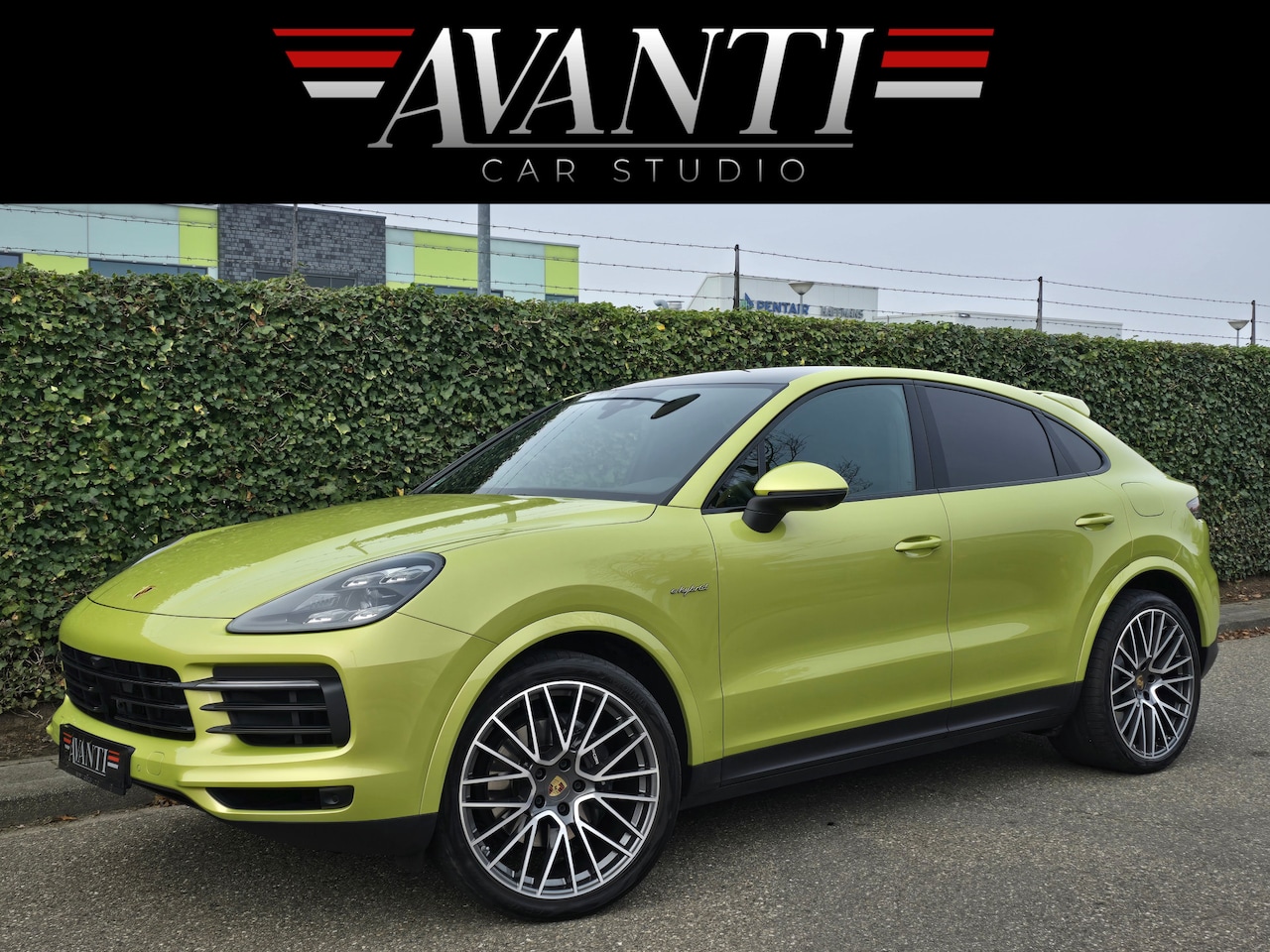 Porsche Cayenne Coupé - 3.0 E-Hybrid 4WD 340 PK PANO SLECHTS 12.212 KM !! LUCHTVERING ADAPTIVE CC 360* CAMERA UNIE - AutoWereld.nl