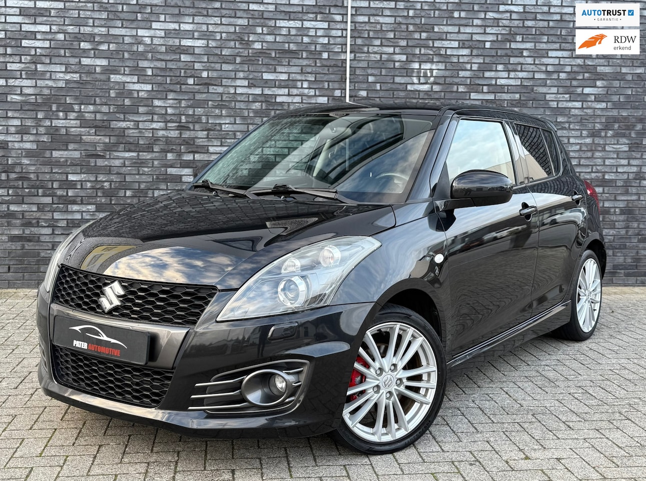 Suzuki Swift - 1.6 Sport 136pk|Xenon|Full Keyless|Cruise|Carplay|Stoelverwarming - AutoWereld.nl