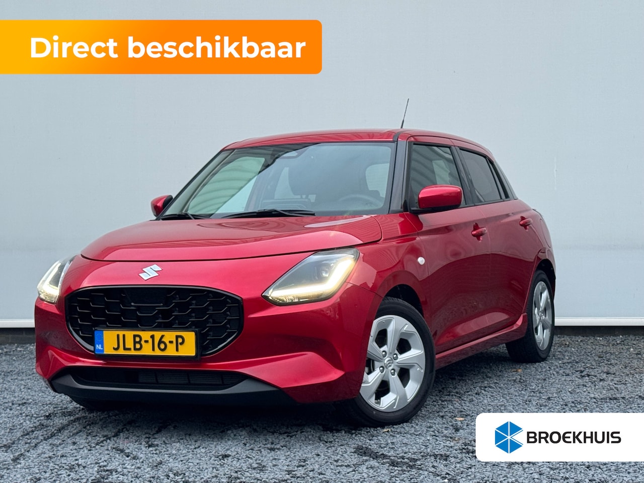 Suzuki Swift - 1.2 Dualjet M-Hybrid Club 86 PK | Achteruitrijcamera | Verwarmde stoelen | Climate Control - AutoWereld.nl