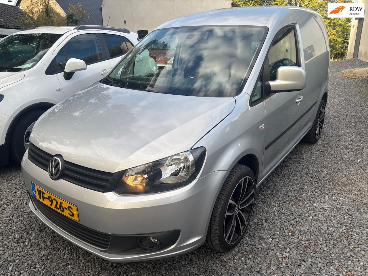 Volkswagen Caddy - 1.6 TDI AUTOMAAT. NIEUWSTAAT - AutoWereld.nl