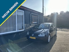 Volkswagen Golf - 1.6 FSI Comfortline