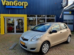 Toyota Yaris - 1.3 VVTi Comfort All-in prijs
