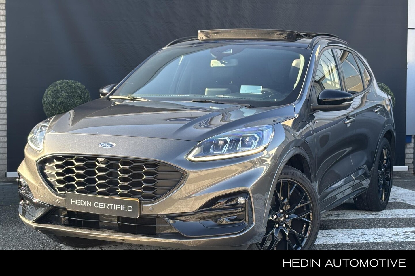 Ford Kuga - 2.5 PHEV ST-Line X BLACK PACK | PANORAMADAK| DRIVER ASS PACK | WINTERPACK | TECH PACK | TR - AutoWereld.nl