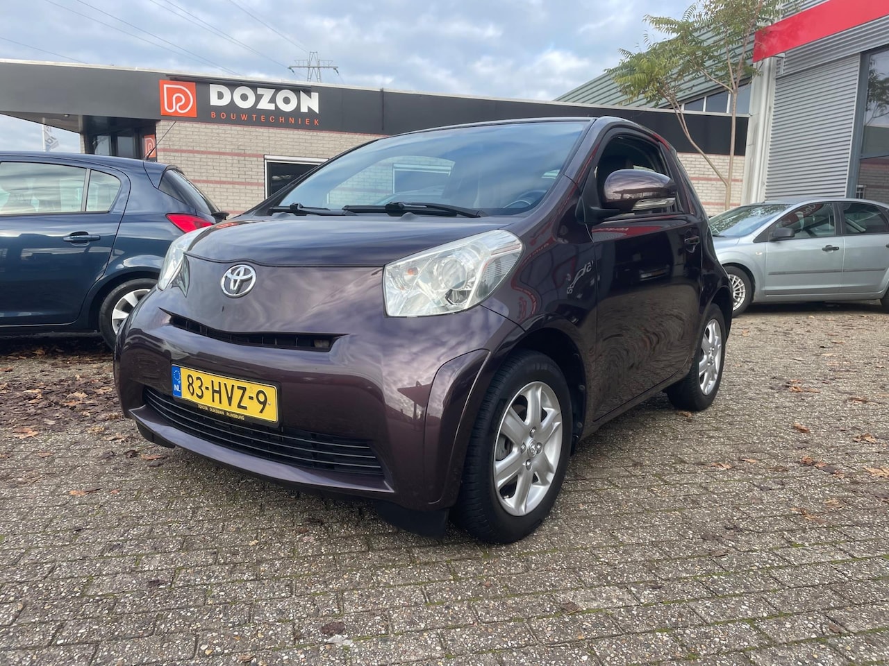 Toyota iQ - 1.0 VVTi Comfort leer airco - AutoWereld.nl