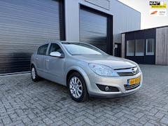 Opel Astra - 1.6 Temptation DEALER ONDERHOUDEN|AIRCO|CRUISE CONTROL
