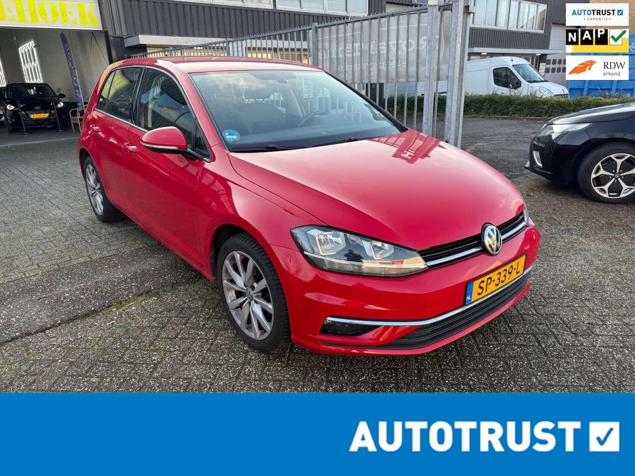Volkswagen Golf - 1.0 TSI Highline 1.0 TSI Highline - AutoWereld.nl