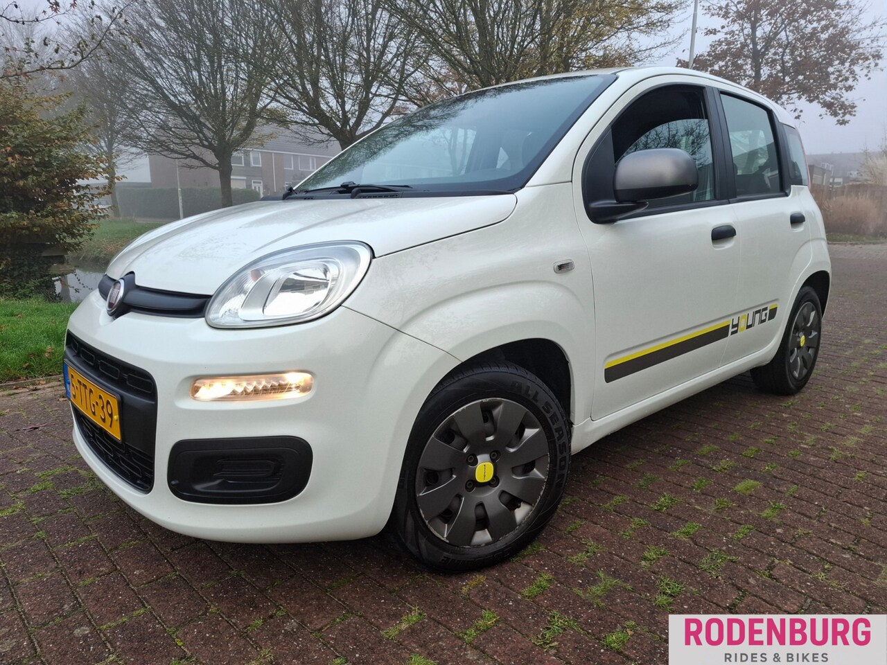 Fiat Panda - 0.9 TwinAir Young 0.9 TwinAir Young - AutoWereld.nl