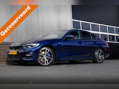 BMW 3-serie - 330e 293 pk eDrive Edition/ M-Sportpakket / BTW-Auto/ NL-auto/ Open-Dak/ Laser/ Head-Up/ H