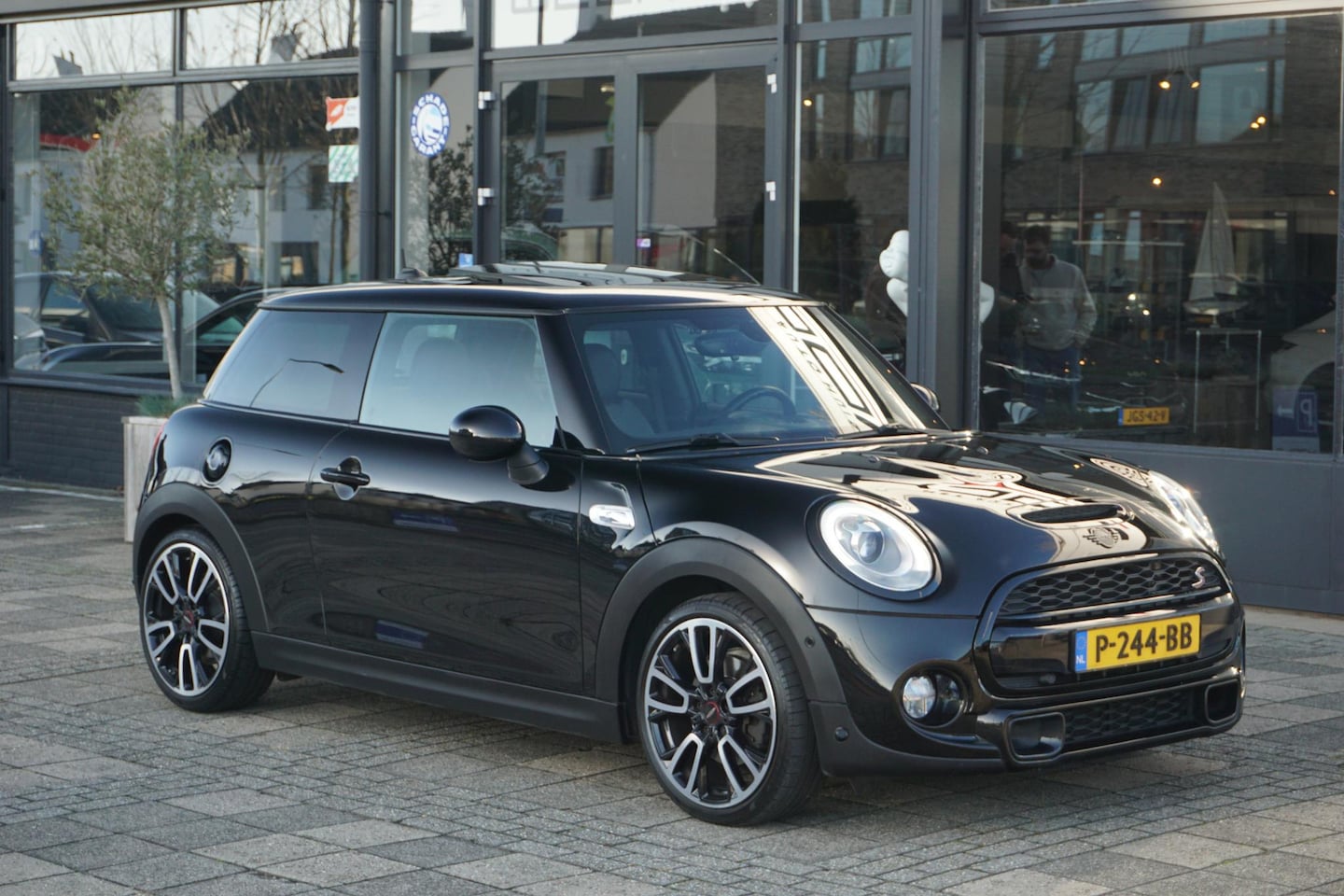 MINI Cooper S - Mini 2.0 Chili | Pano | H&K | Keyless - AutoWereld.nl