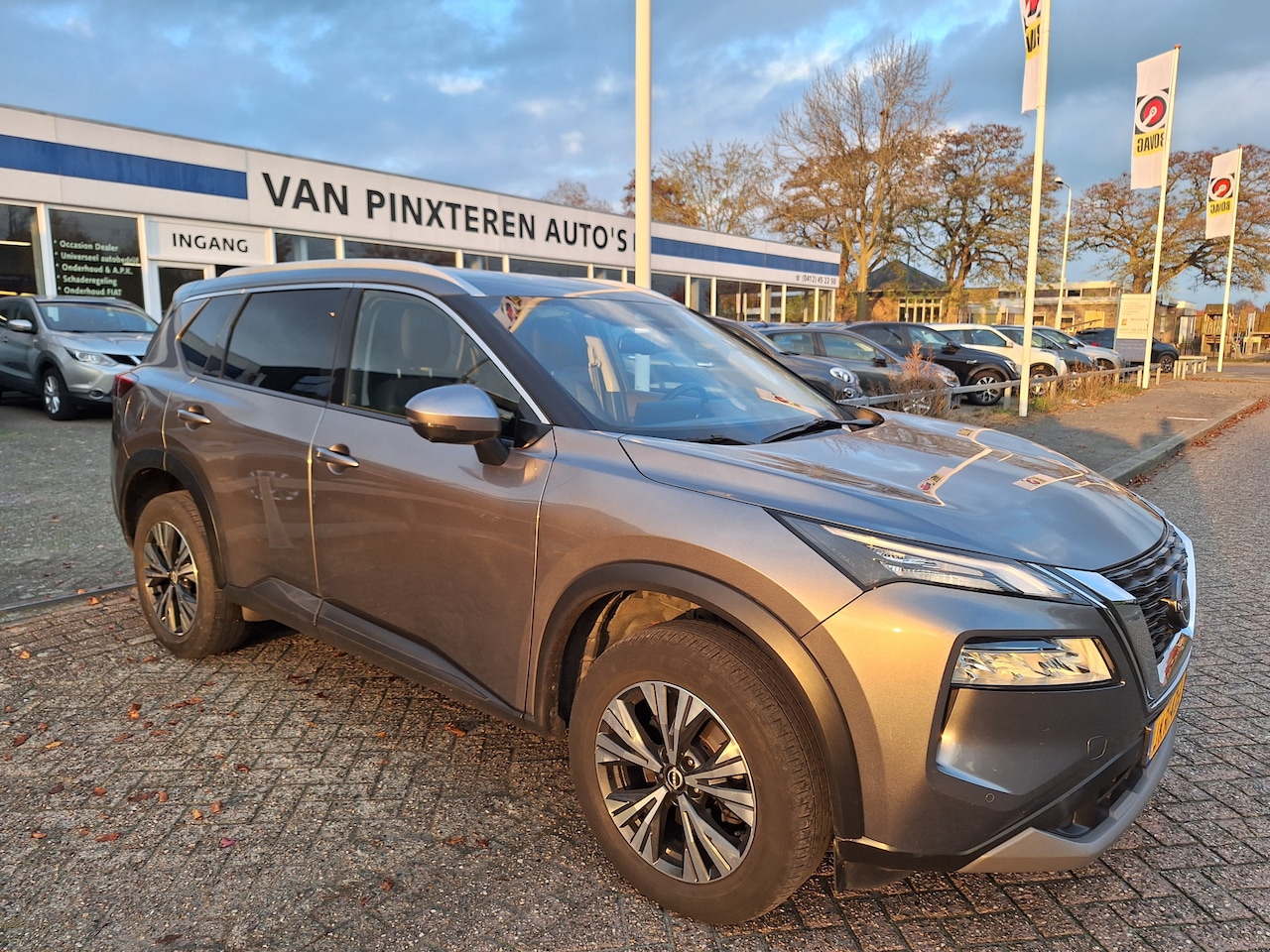Nissan X-Trail - NISSAN Connecta 7 PERSOONS / 360 camera - AutoWereld.nl