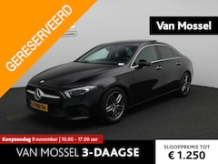 Mercedes-Benz A-klasse - 180 Business Solution Luxury | Panoramadak | Climate Control | Camera | Lederen Bekleding