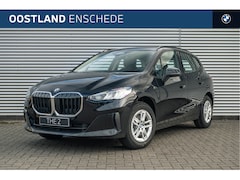 BMW 2-serie Active Tourer - 220i Automaat / Achteruitrijcamera / Stoelverwarming / PDC