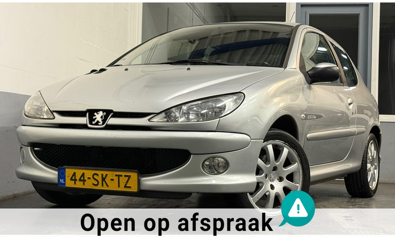 Peugeot 206 - 1.6-16V Quiksilver|NAP|APK04-26|Airco|Carplay|Elekramen|LMV| - AutoWereld.nl