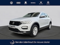 Volkswagen T-Roc - 1.5 TSI Automaat |Style | Executive pakket | Navigatie | Climate Control