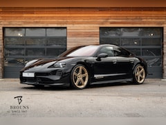Porsche Taycan - Turbo 680PS | Club Oleo | Burmester | PCCB | PTV | Nachtzicht