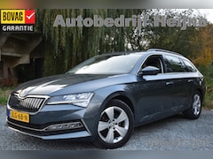 Skoda Superb Combi - iV 218PK DSG HYBRID BUSINESS TREKHAAK/NAVI/VIRTUAL