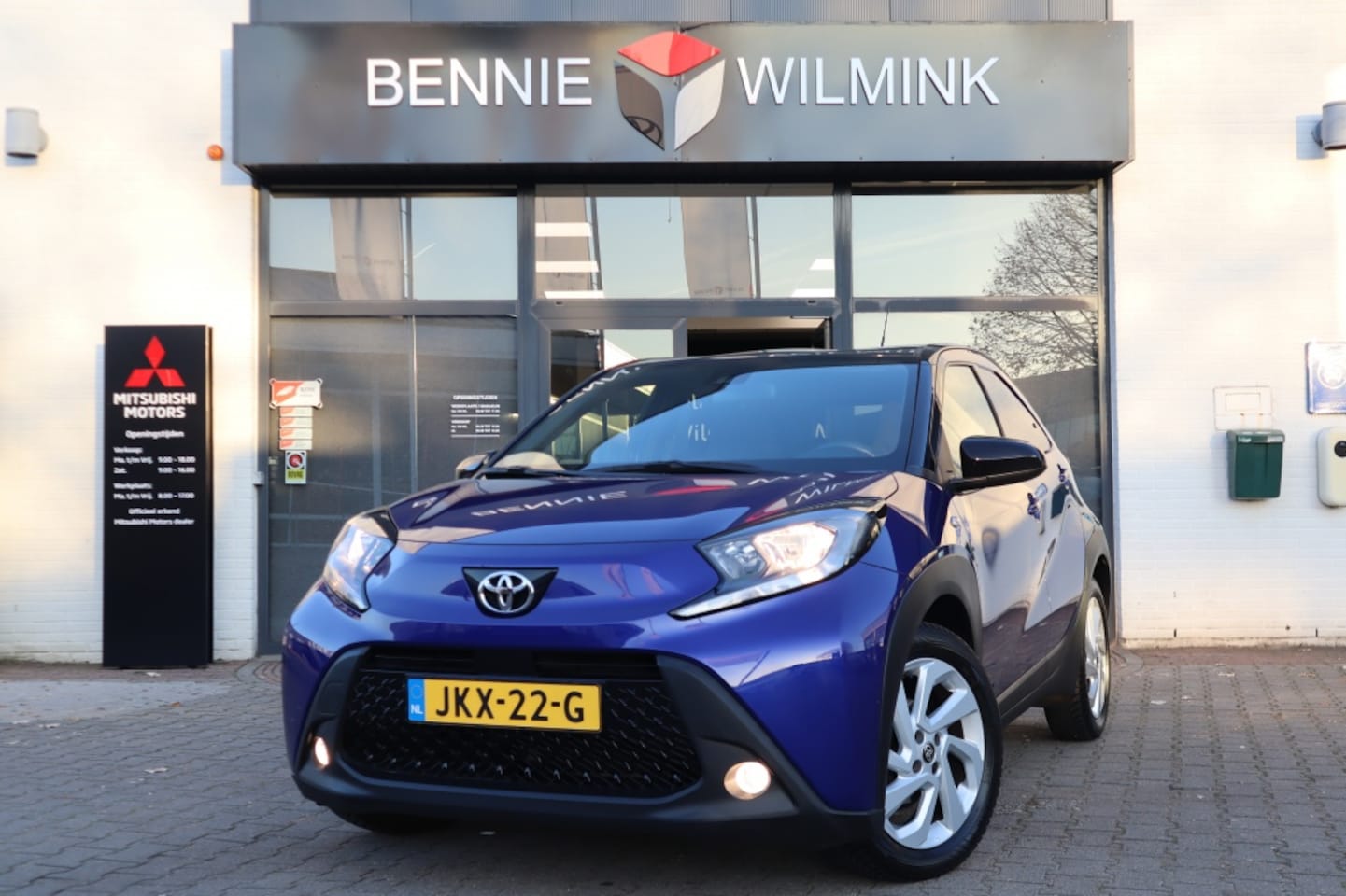 Toyota Aygo X - 1.0 VVT-i S-CVT Pulse Automaat AllSeasons/Stoelverwarming - AutoWereld.nl