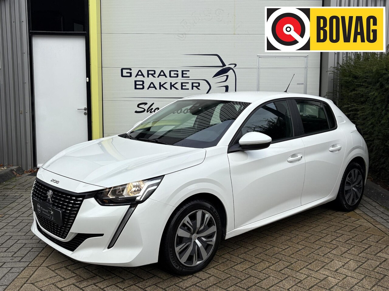 Peugeot 208 - 1.2 PureTech Active Pack 1.2 PureTech Active Pack 100PK, Navigatie, Cruise Control, Apple Carplay/Android Auto - AutoWereld.nl