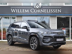 Volkswagen Tayron - 1.5 eTSI R-Line Edition Pano Camera ACC Sfeerverli