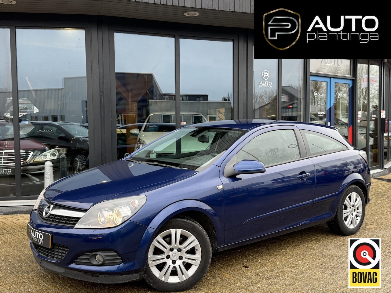 Opel Astra GTC - 1.8 Sport 140PK | AUTOMAAT | D-Riem is Vervangen | Airco | Cruise Control | Trekhaak | Par - AutoWereld.nl
