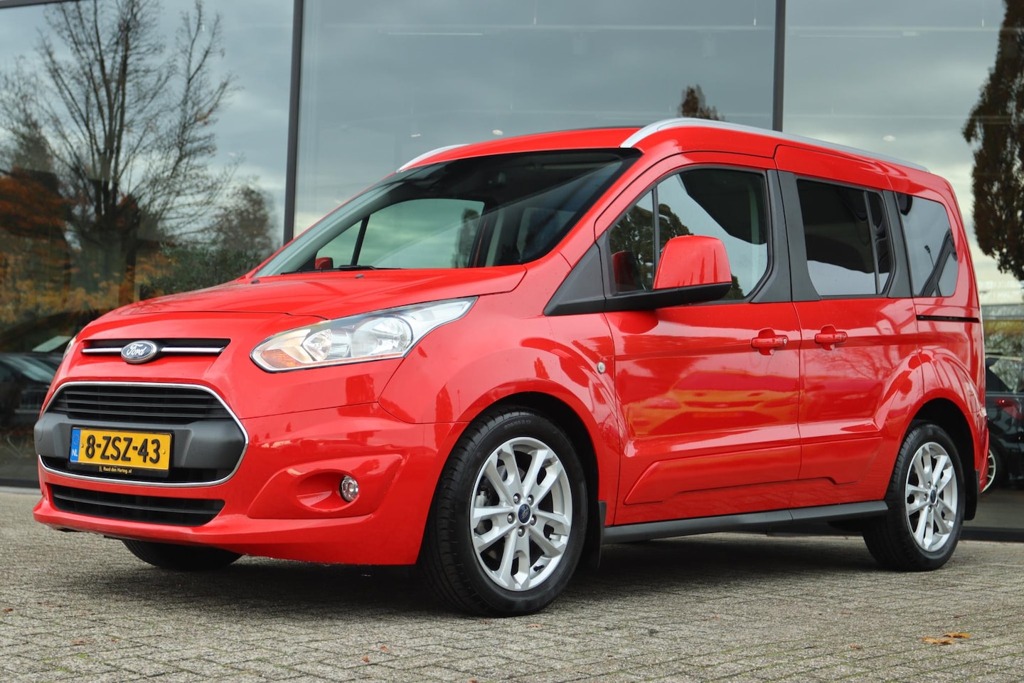 Ford Tourneo Connect Compact - 1.0 TITANIUM 5-PERS. *ORIG. NL NAP* | PANO | CAMERA | VOORRUITVERW. | NAVI | PDC | LMV - AutoWereld.nl