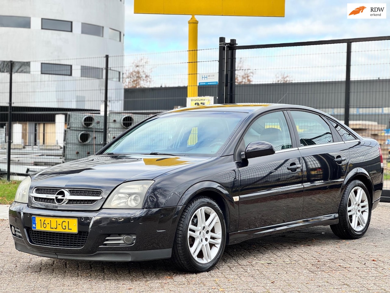 Opel Vectra GTS - 2.2-16V Elegance|AUT|HALFLEDER|TREKHAAK|INCL JAAR APK - AutoWereld.nl