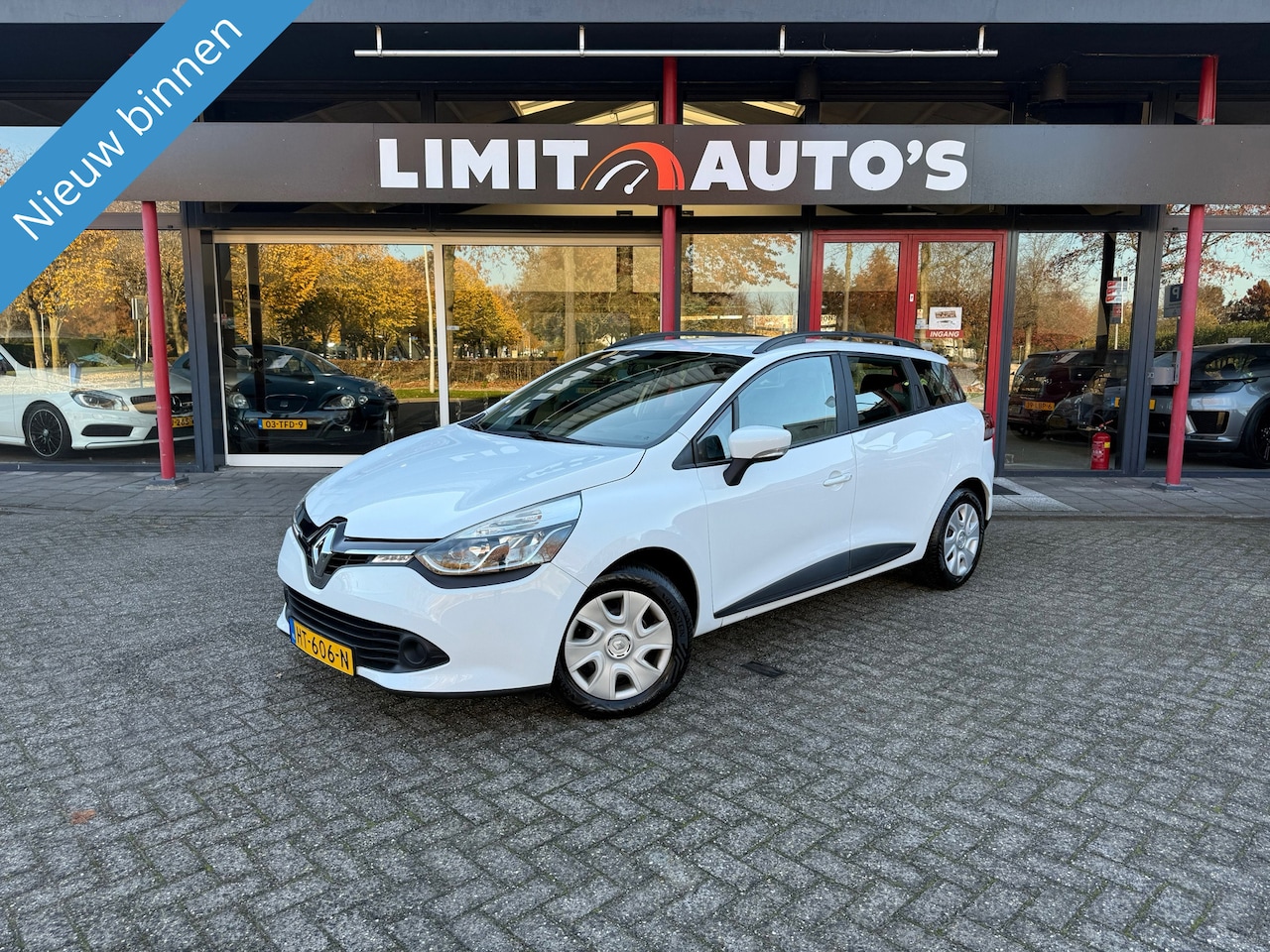 Renault Clio Estate - 0.9 TCe Expression/Airco/Cruise/Navi/Elek.Ramen/Nap/Apk - AutoWereld.nl