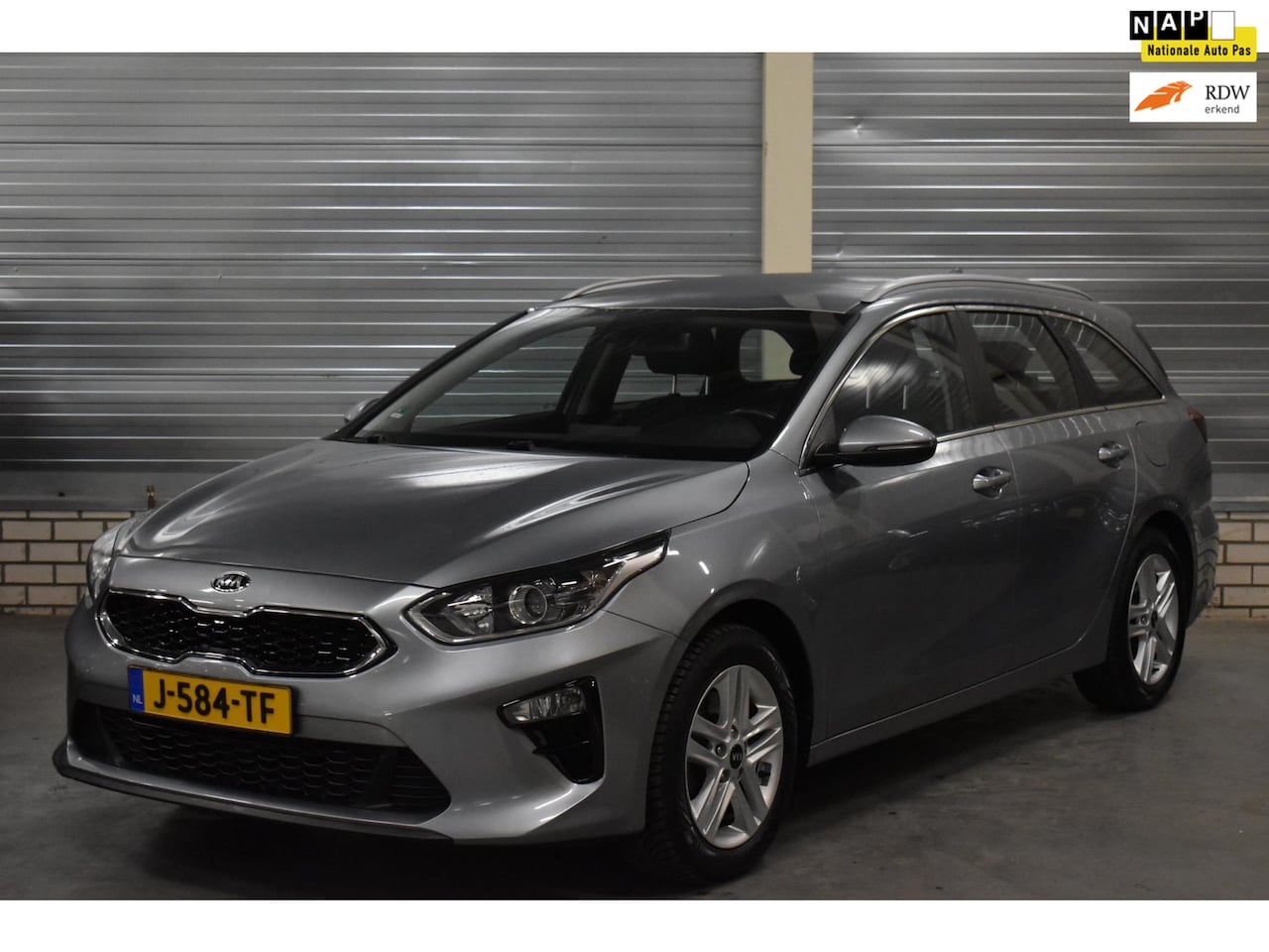 Kia Cee'd Sportswagon - Ceed 1.0 T-GDi DynamicLine + Camera|Navigatie|Bluetooth|Trekhaak|Led| - AutoWereld.nl